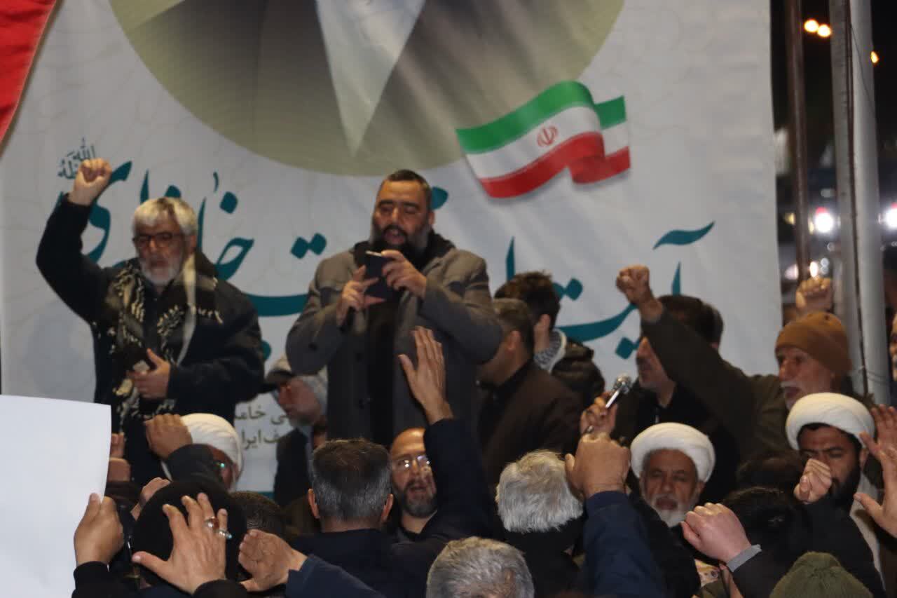 جلوه&zwnj;هایی از یازدهمین اجتماع عظیم ماهدشتی&zwnj;ها برای شهادت رهبر انقلاب