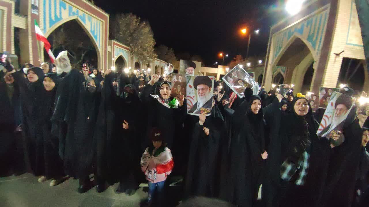 تجمع خودجوش صالح آبادی&zwnj;ها برای شهادت رهبر انقلاب