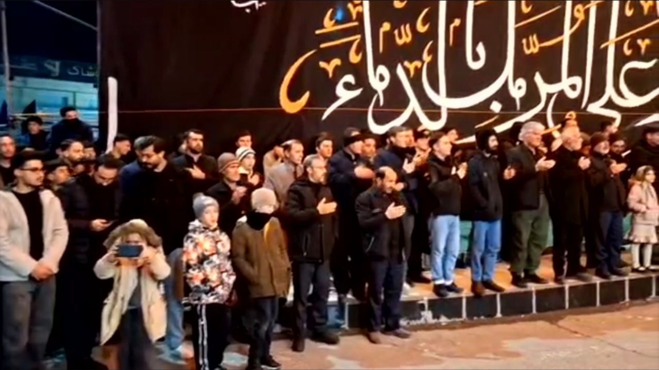 رجزخوانی سریش‌آبادی‌ها علیه دشمن آمریکایی _صهیونی +فیلم