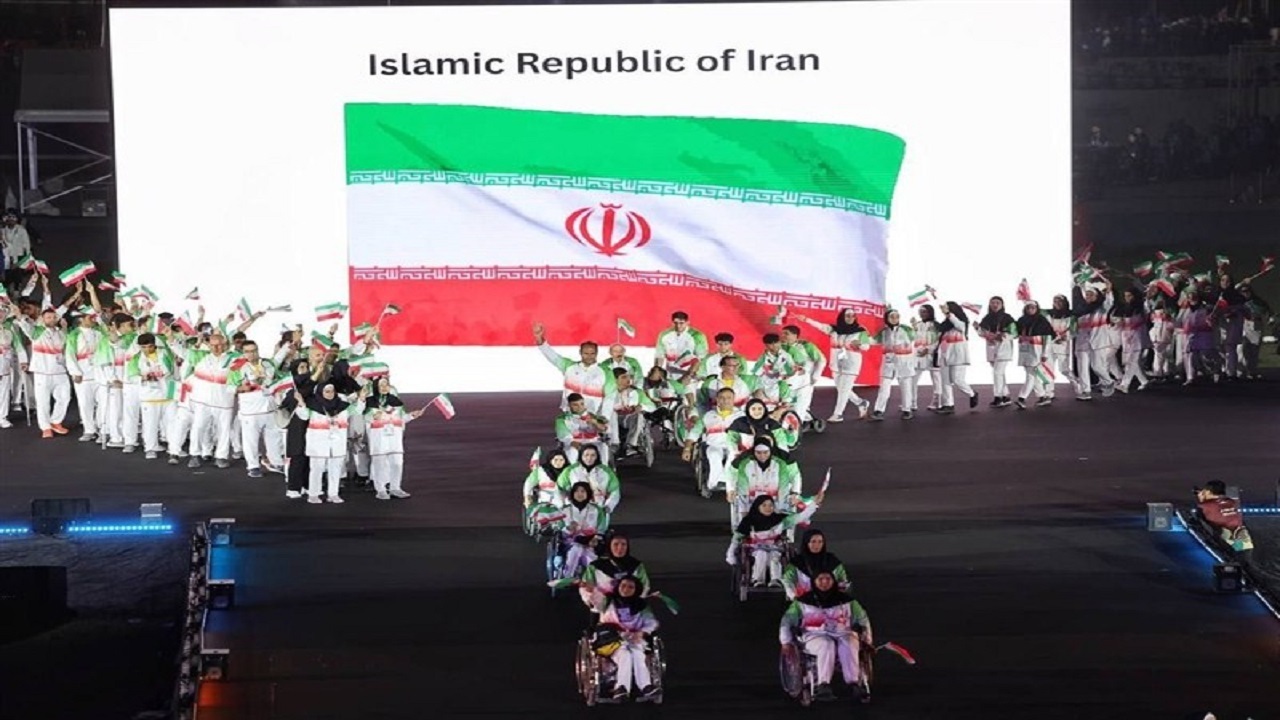 نخبگان و مدال‌آوران با سومین رهبر انقلاب اسلامی بیعت کردند