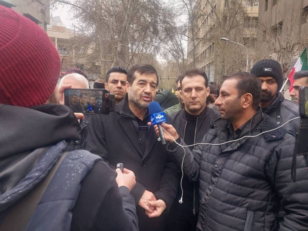 حضور وزیر ورزش و جوانان در راهپیمای روز جهانی قدس حضور وزیر ورزش و جوانان در راهپیمای روز جهانی قدس