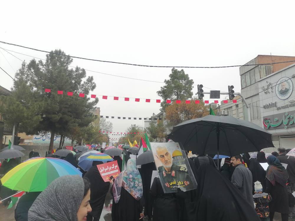 کرمانی ها زیر باران اسرائیل را تهدید کردند+فیلم وعکس