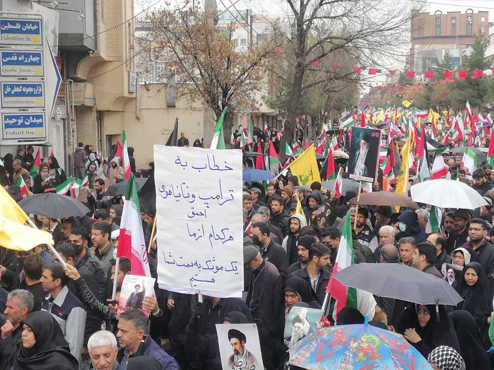 کرمانی ها زیر باران اسرائیل را تهدید کردند+فیلم وعکس