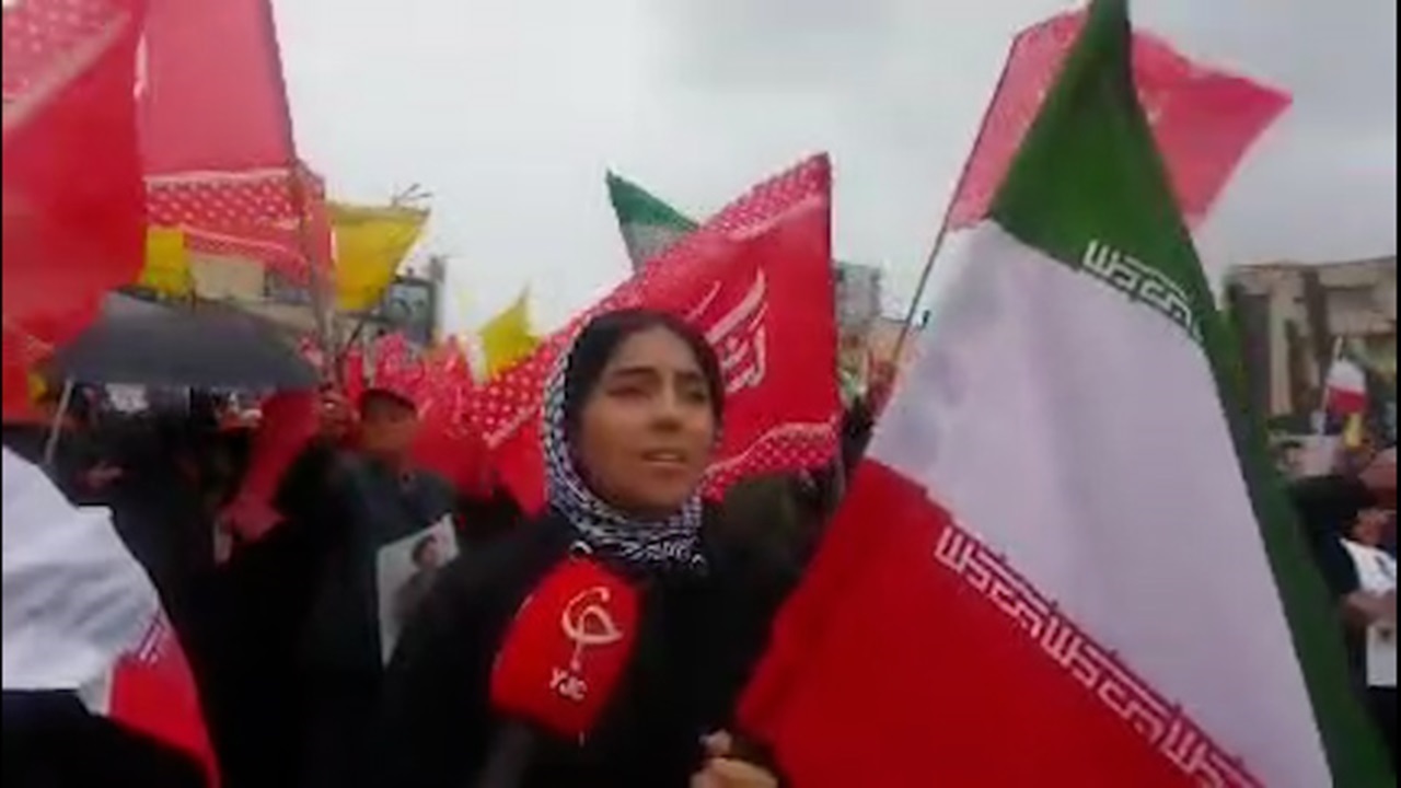 شعرخوانی حماسی یک دختر در راهپیمایی روز قدس + فیلم