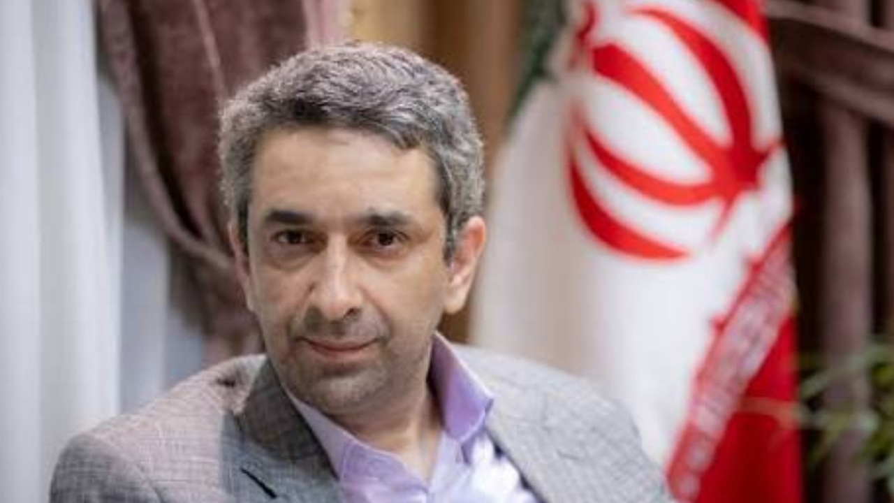 ⁧پزشکیان آئینه تمام‌نمای ملت ⁧ایران است
