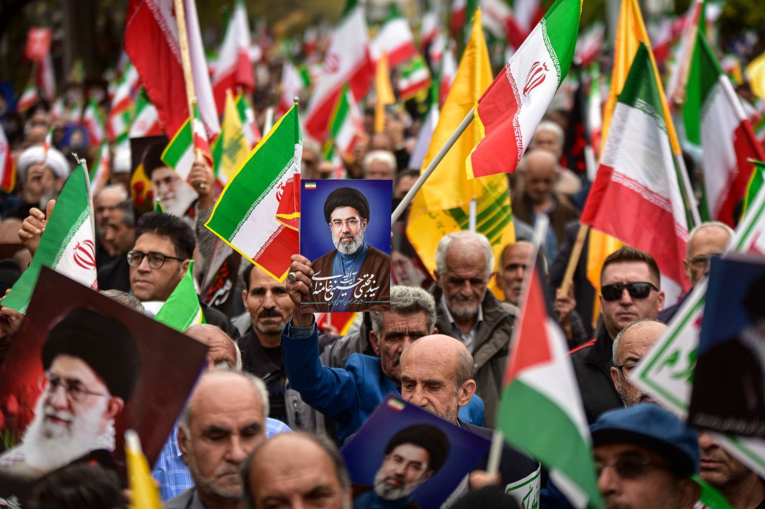 قیام دشمن‌شکن مردم ولایتمدار شیراز در روز جهانی قدس به روایت تصویر