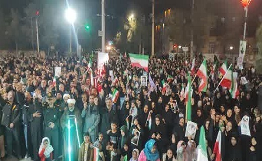 مردم خراسان جنوبی همچنان در صحنه + تصاویر