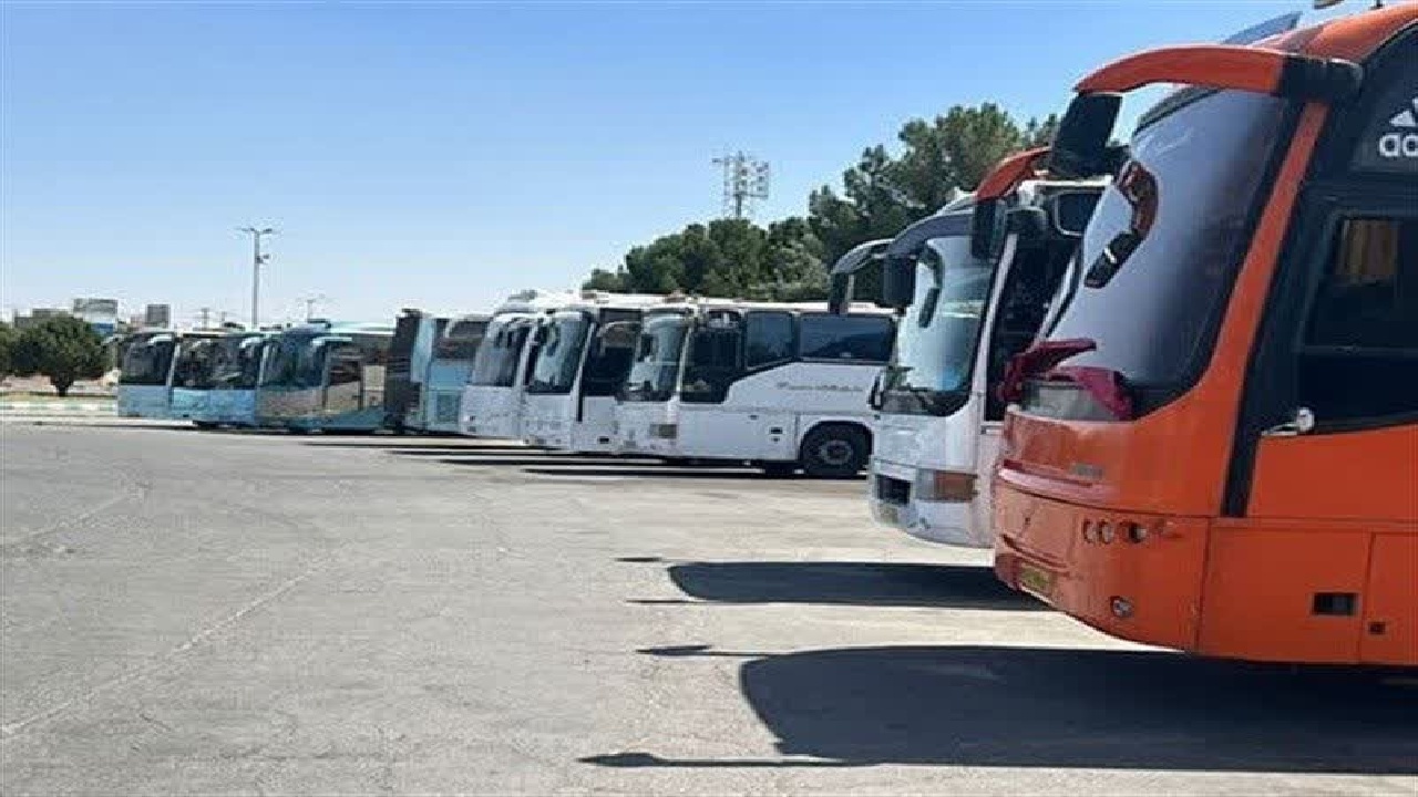 ناوگان مسافربری لرستان فعال است/ شهادت یک راننده با حمله موشکی اسرائیل