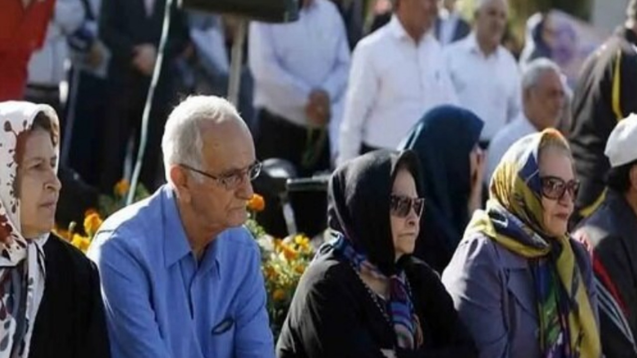پرداخت حقوق مستمری بگیران تأمین اجتماعی در حال انجام است