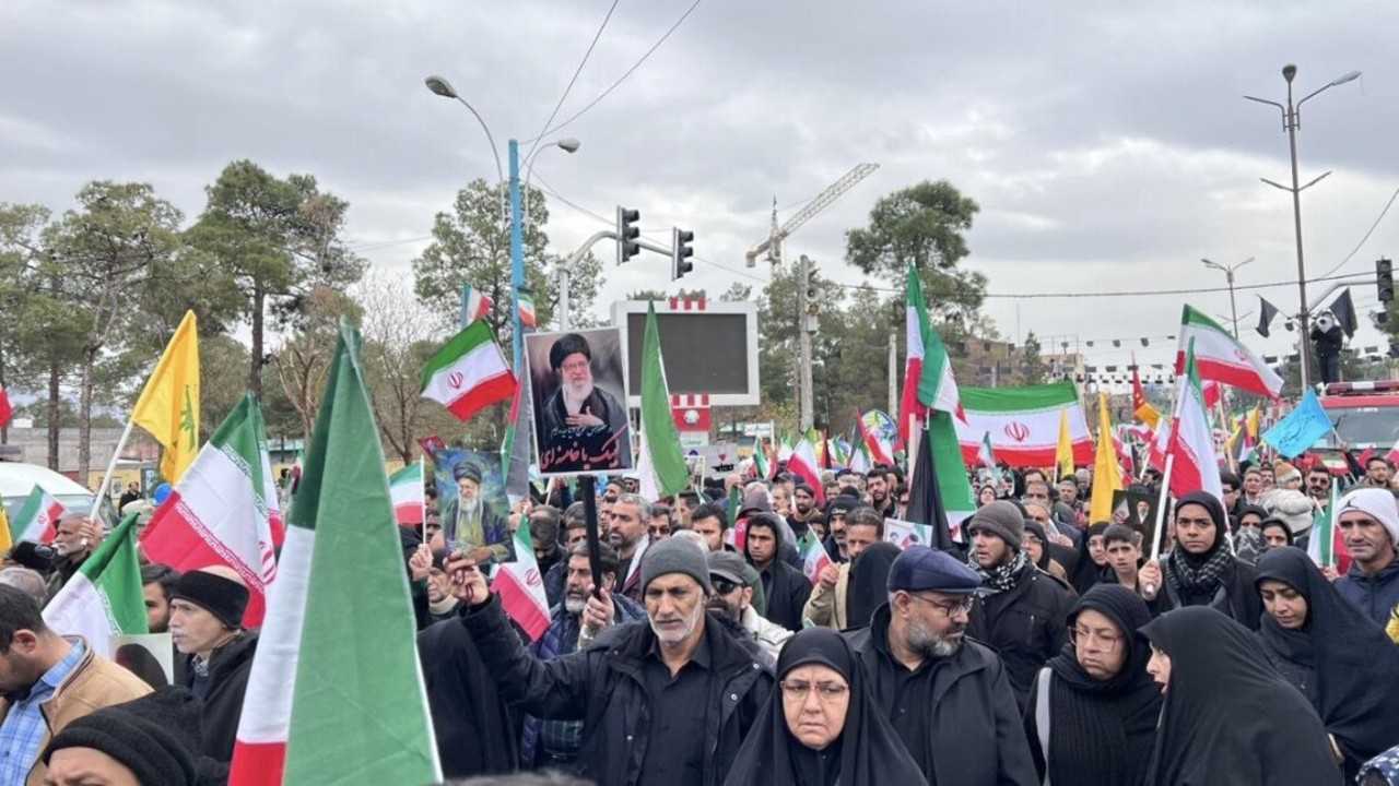 حقیقت میدان؛ تقابل «مردم-دشمن» به‌جای «دولت-مردم»
