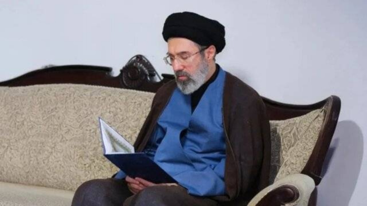 در فرآیند انتخاب سومین رهبر انقلاب چه گذشت؟