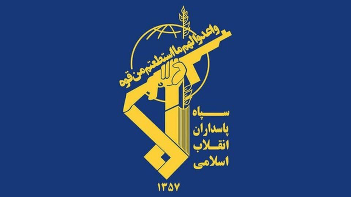 لحظه رهگیری جنگنده متخاصم توسط پدافند هوافضای سپاه