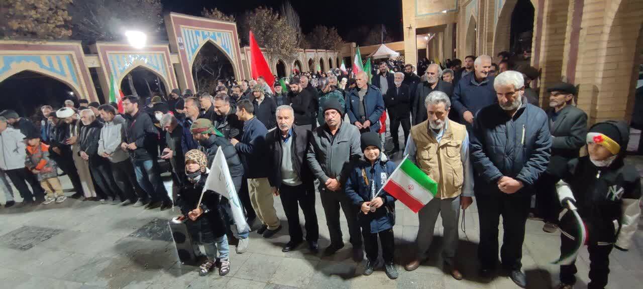 خروش خیابانی صالح آبادی&zwnj;ها در حمایت از رهبر انقلاب