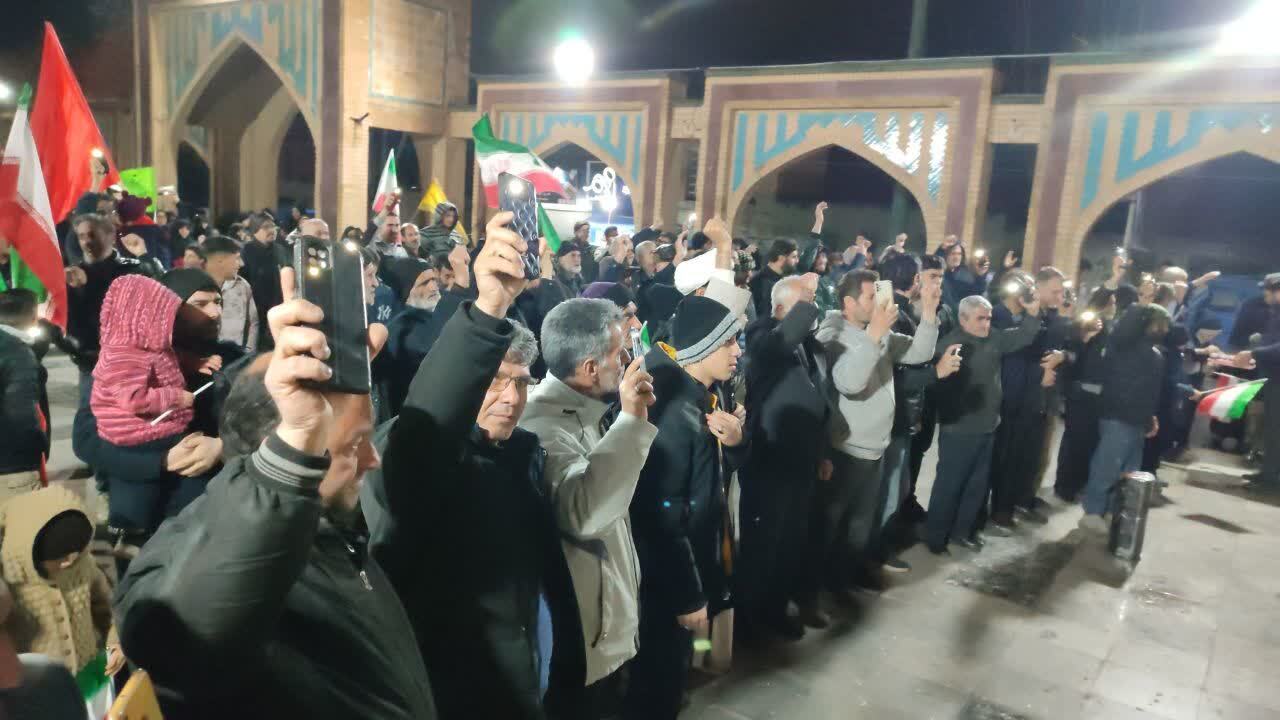 خروش خیابانی صالح آبادی&zwnj;ها در حمایت از رهبر انقلاب