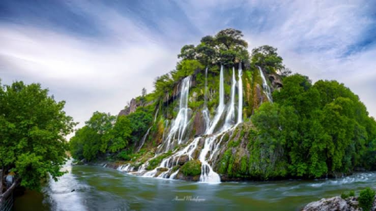 درخشش آب در لرستان سرزمین آبشارهای زیبا + فیلم