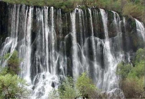 درخشش آب در لرستان سرزمین آبشارهای زیبا
