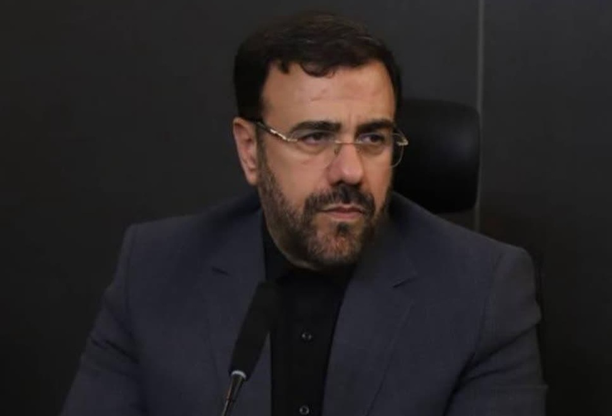 نماز متفاوت شهید لاریجانی در مسکو! + فیلم