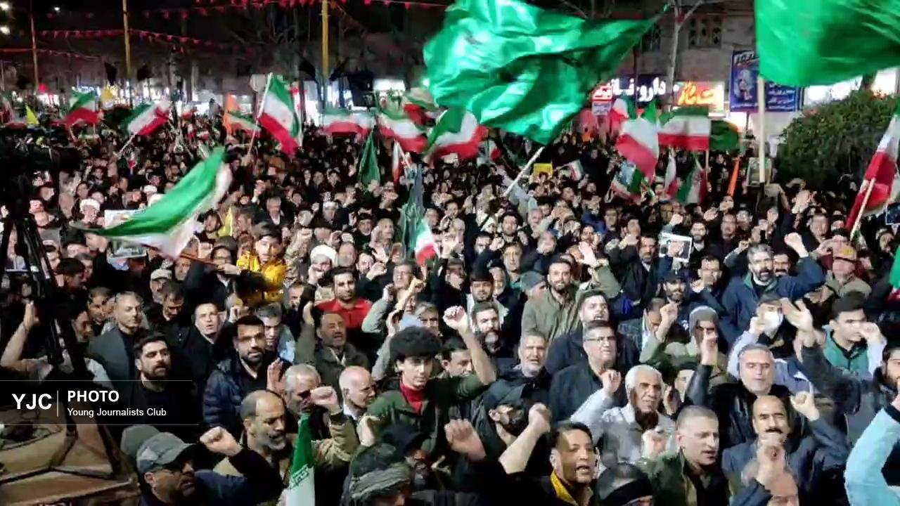 اجتماع عظیم خیابان انقلاب در هجدهمین شب قیام عاشورایی مردم خرم آباد + فیلم