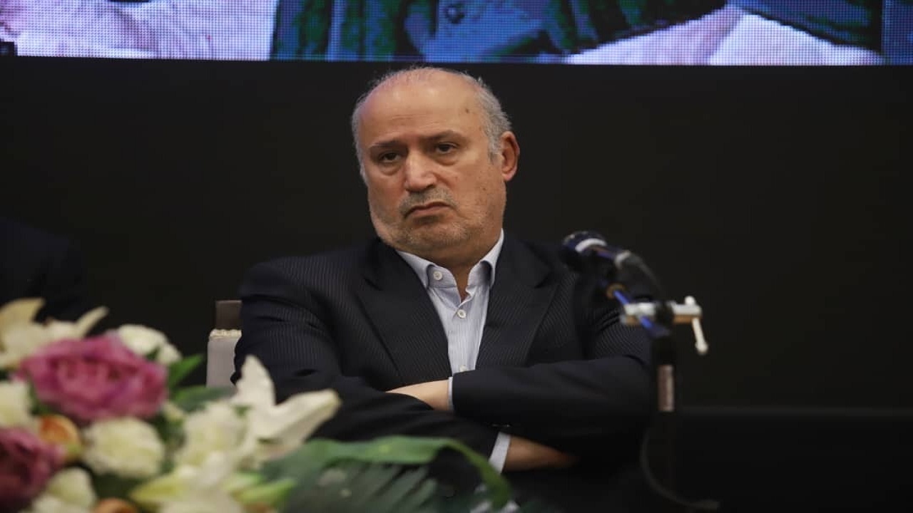 تاج: دختران فوتبالیست به خاک، پرچم و رهبرشان وفادارند + فیلم