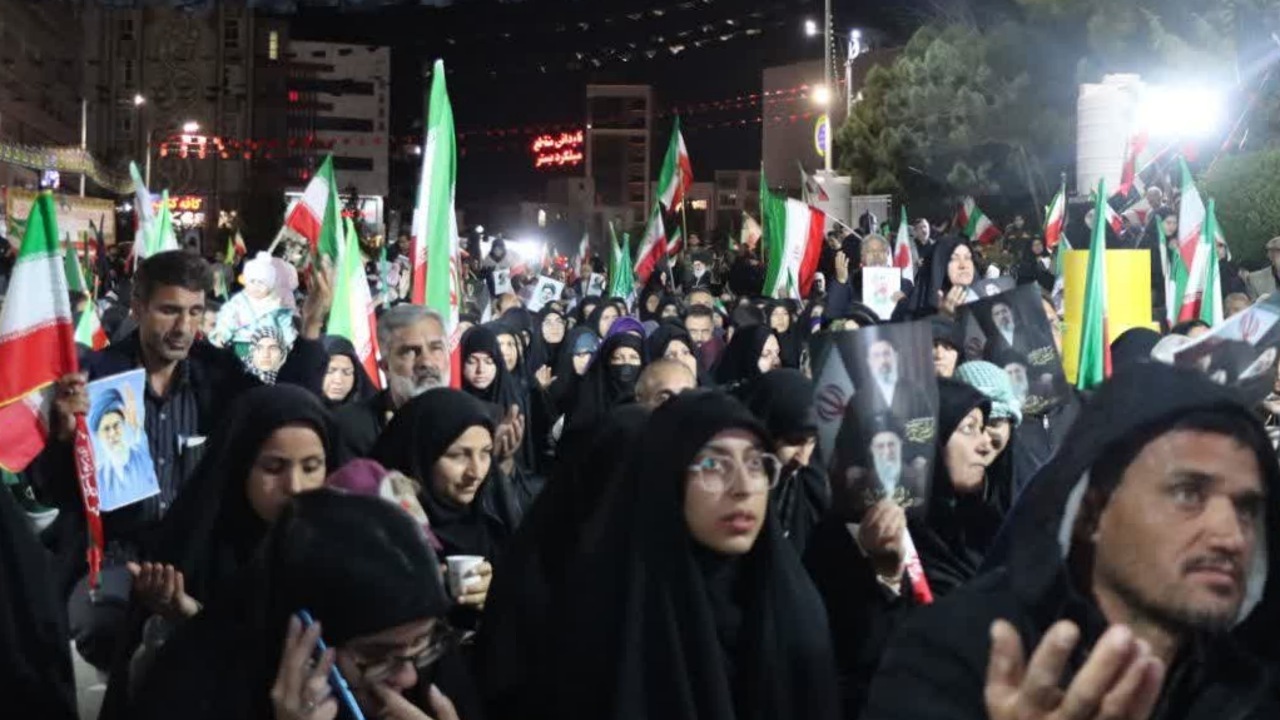 رسانه‌های کرمان؛ سپرِ ولایت، نابودگرِ دشمن + فیلم و عکس