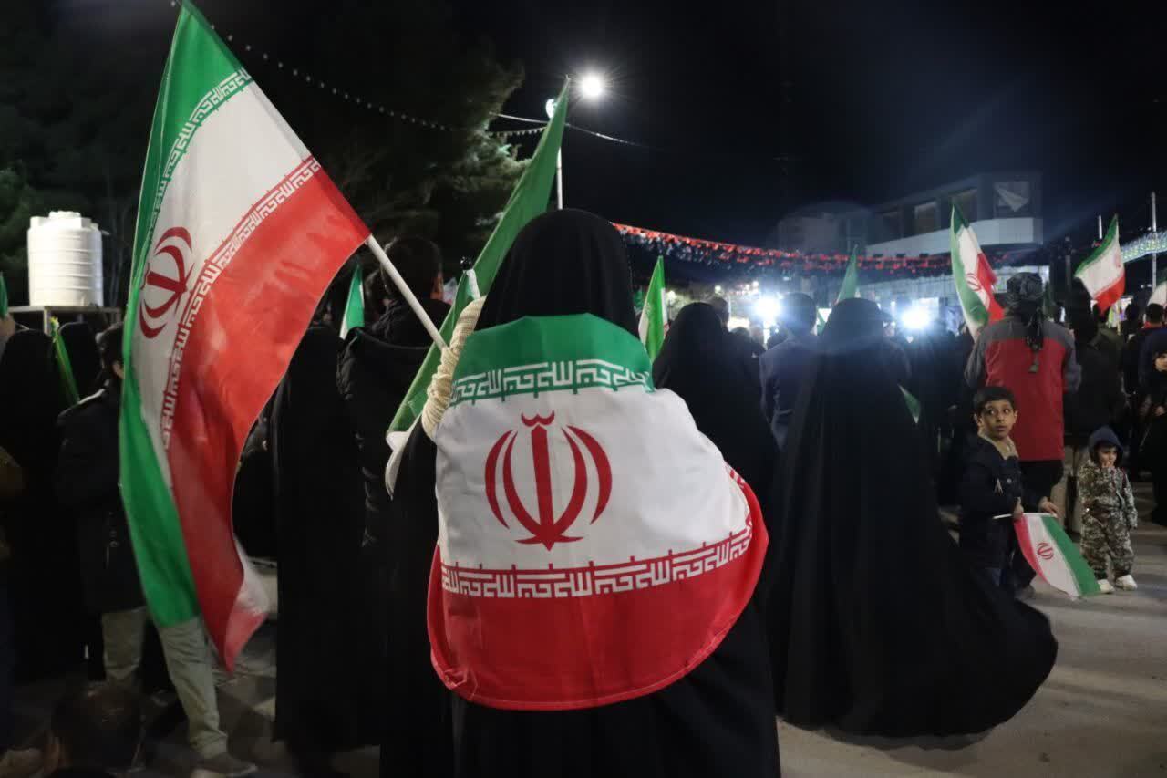 رسانه&zwnj;های کرمان؛ سپرِ ولایت، نابودگرِ دشمن + فیلم و عکس