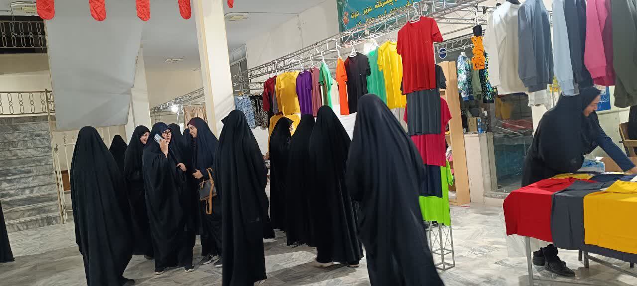 نمایشگاه تخصصی پوشاک ماه مبارک رمضان در فریمان