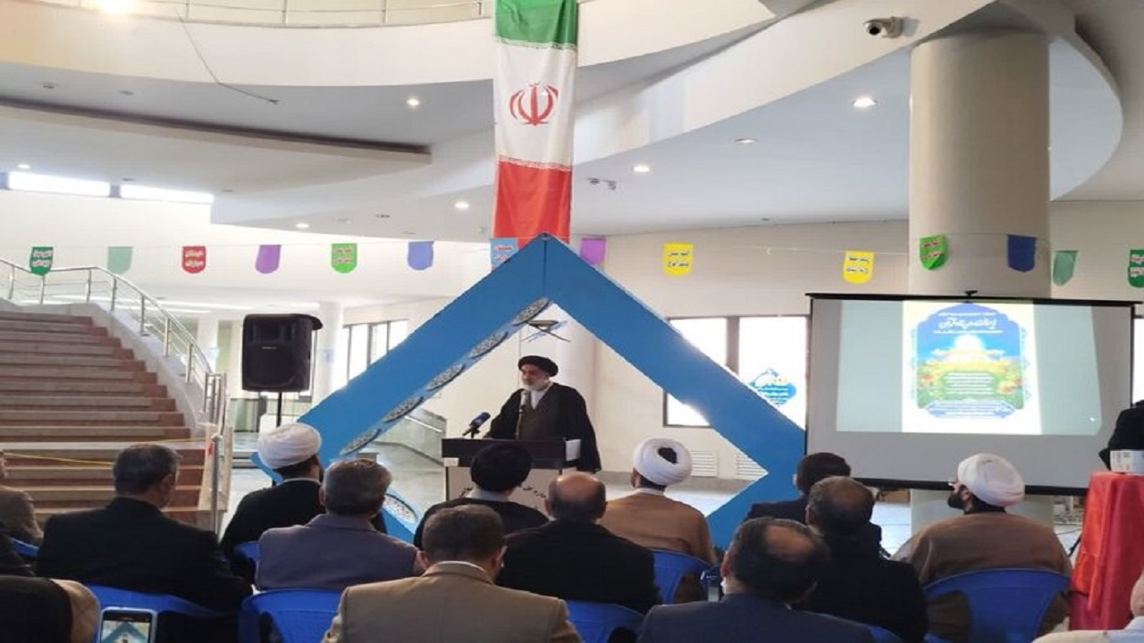 نمایشگاه علوم قرآنی در شهرکرد گشایش یافت