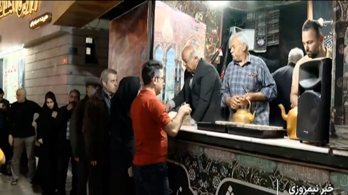 حضور موکب‌داران خارجی در ایام دهه کرامت در مشهد + فیلم