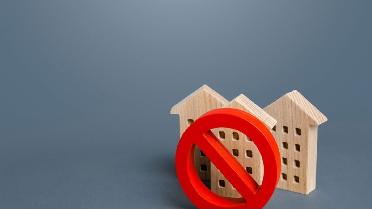زمین‌خواری آرام در قلب زاگرس؛ ساخت‌وساز‌های غیرمجاز تا کجا ادامه دارد؟