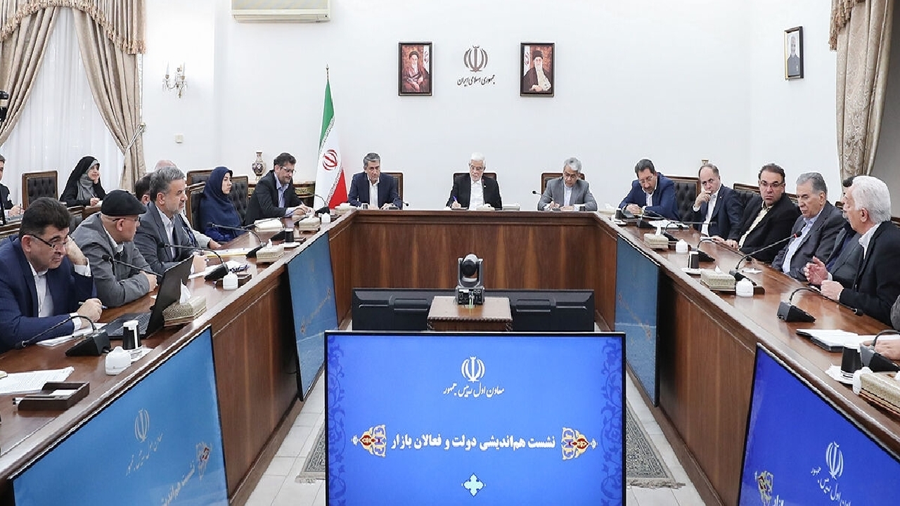 عارف: امروز بیش از هر زمان به رفاقت ملی نیاز داریم