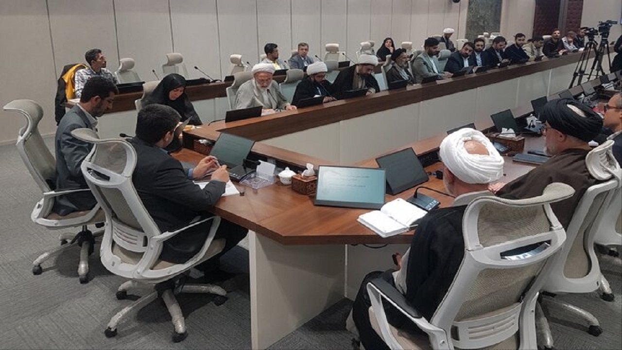 سیاست تثبیت نرخ ارز با جدیت دنبال می‌شود