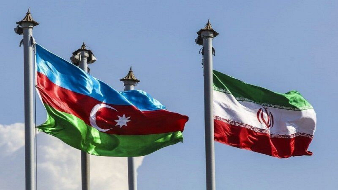 باکو: مسیر زمینی ایران-جمهوری آذریجان بدون محدودیت، فعال است