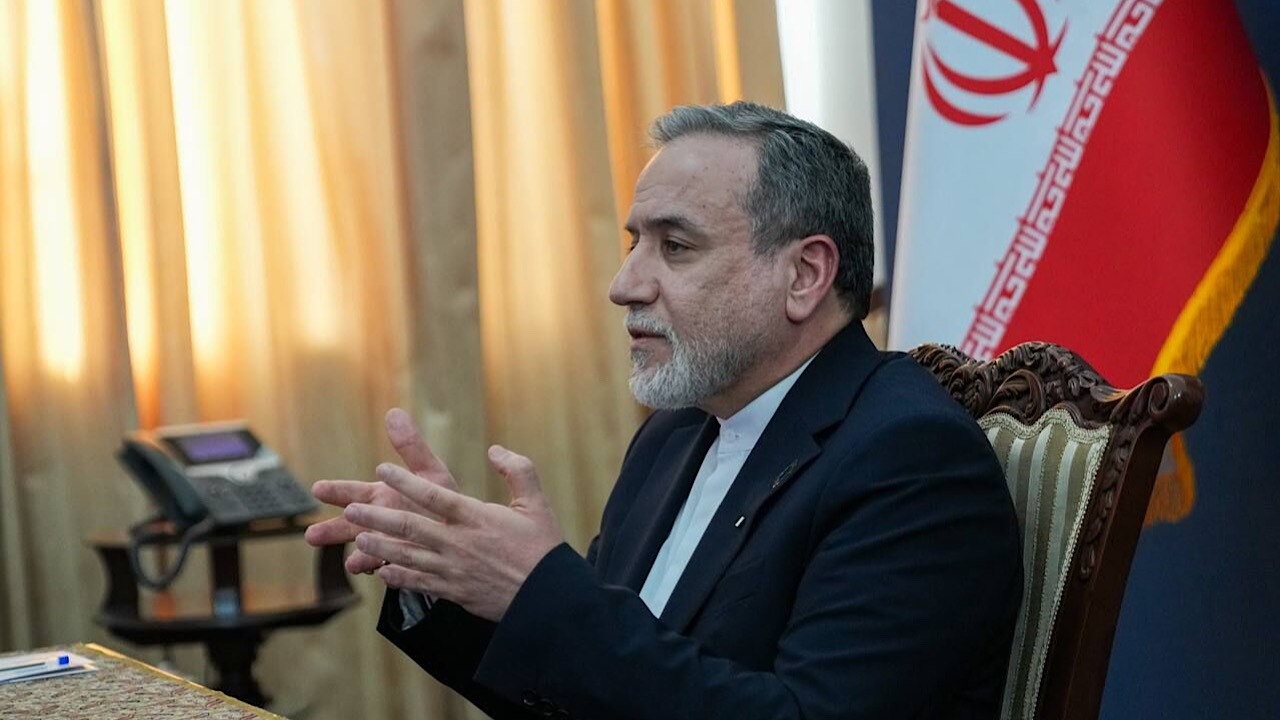 عراقچی: رهبر و رئیس‌جمهور در سلامت هستند
