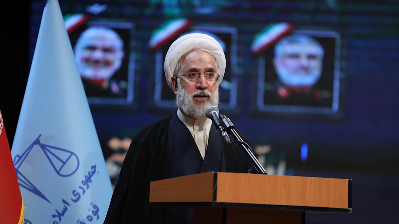 دادستان‌ها از بروز بی‌ثباتی در بازارها و جامعه جلوگیری کنند