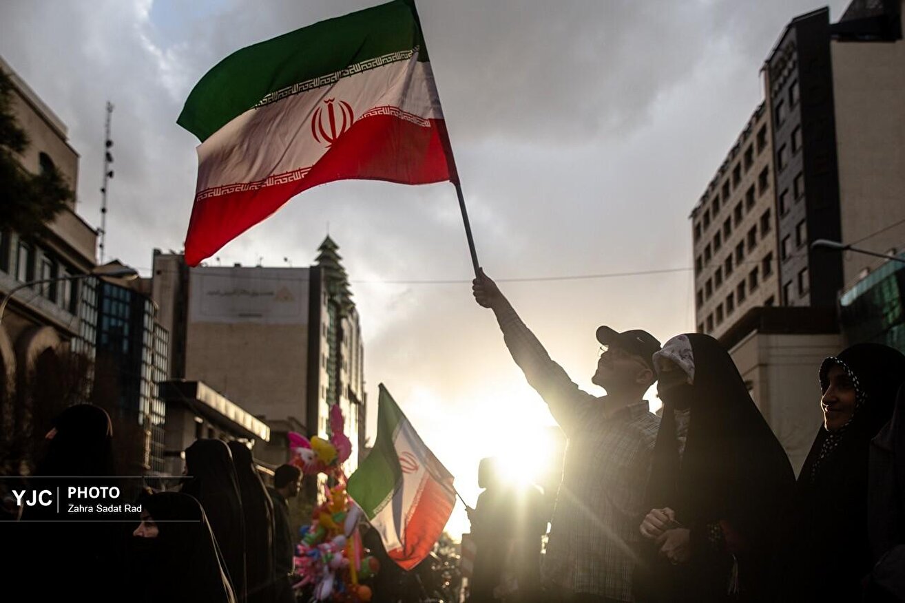 تجمع مردمی «تا پای جان برای ایران» در میدان فلسطین تهران