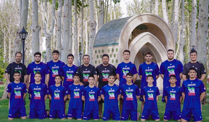 اعضای تیم ملی نوجوانان کشتی فرنگی
