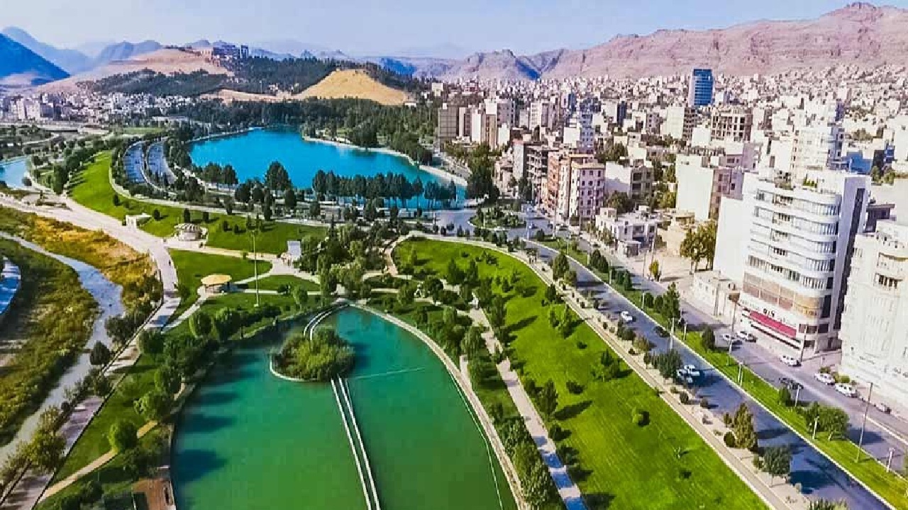 شهر خرم آباد؛ دره ای زیبا و خرم + فیلم