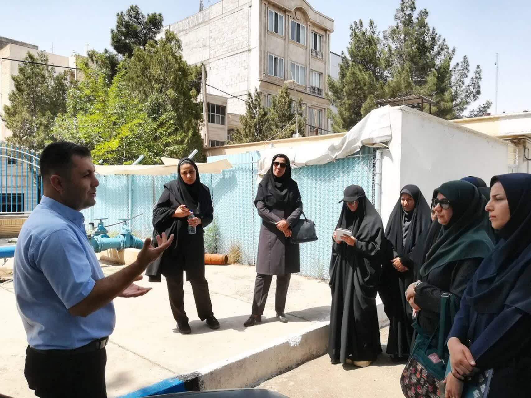 بازدید دانشجویان