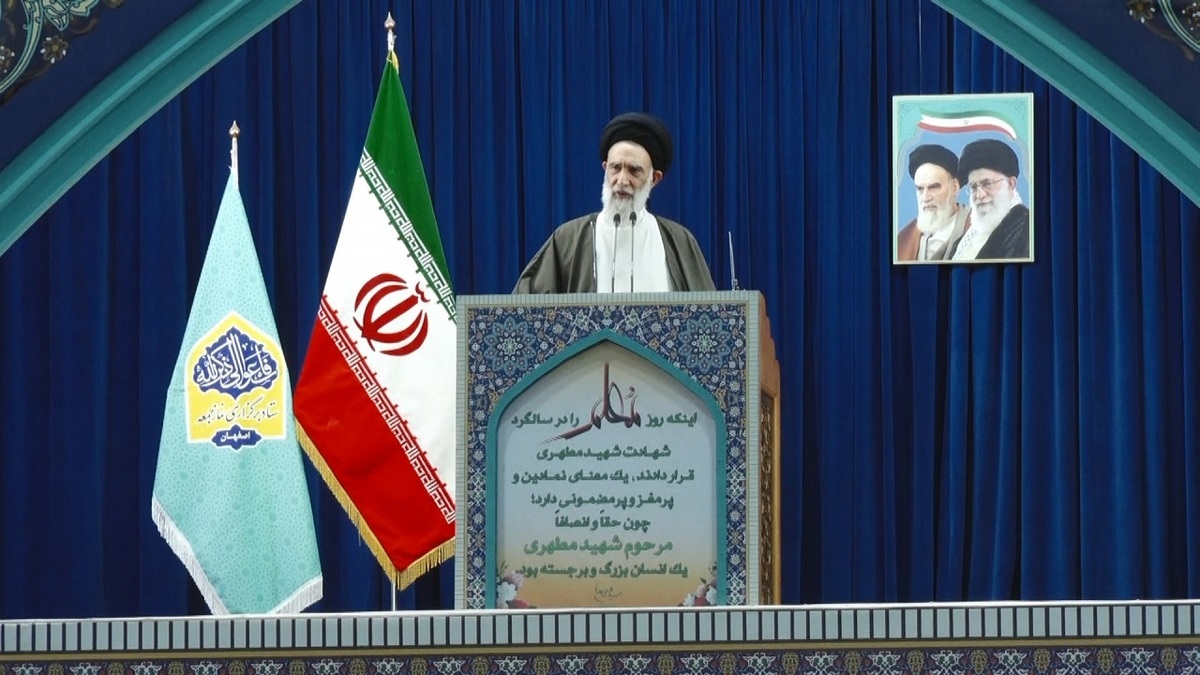 باشگاه خبرنگاران -تقدیر امام جمعه موقت اصفهان از اهدا کنندگان خون به مصدومان حادثه بندر عباس