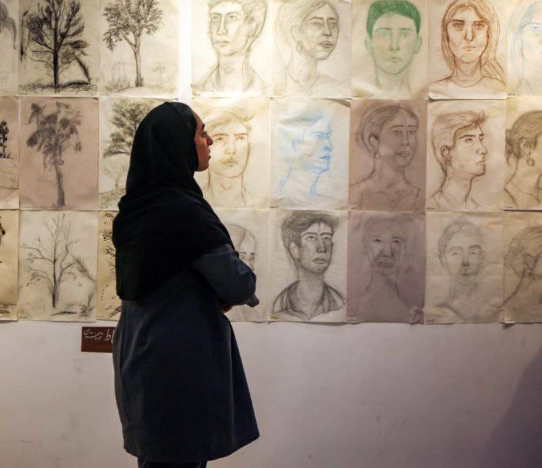 برگزاری نمایشگاه در لارستان