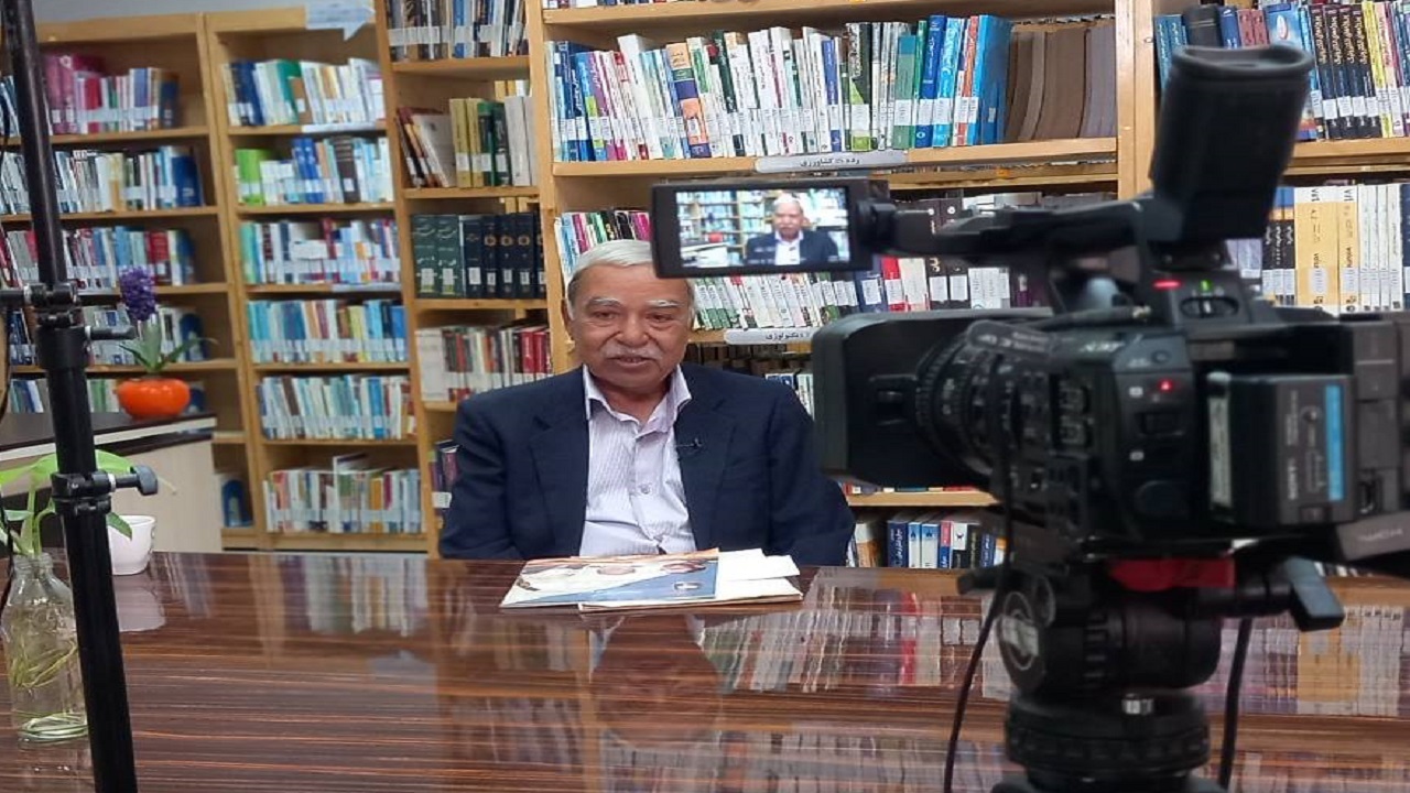 روایت خاطرات معلمان پیشکسوت از دوران جنگ تحمیلی در شبکه خاوران