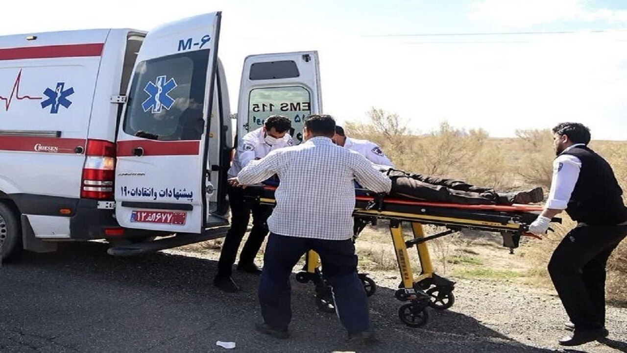 واژگونی پراید در محور گرمسار به سرخه با ۲ کشته