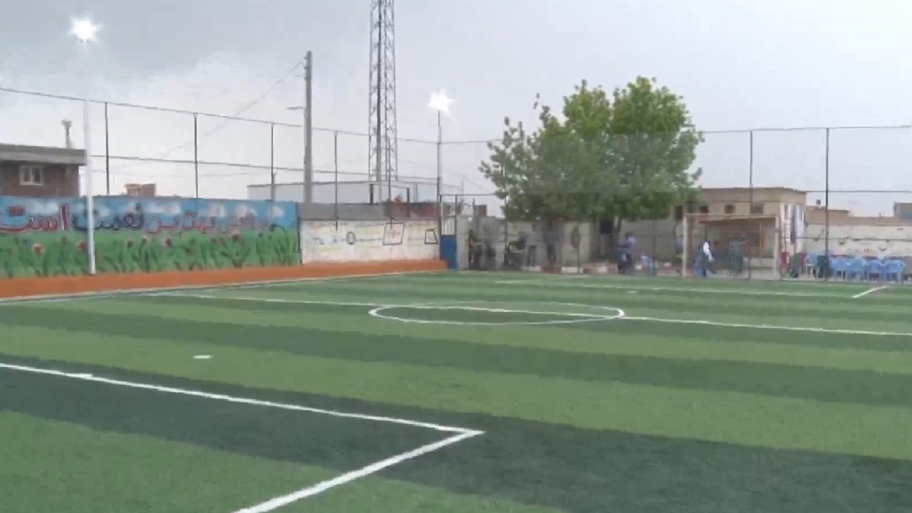 افتتاح دو چمن ورزشی در مدارس شهرستان ملکان
