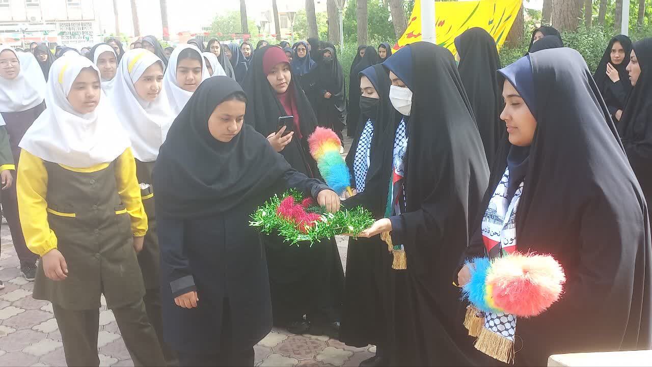 جشن دختران دهه هشتادی و نودی در صالح آباد