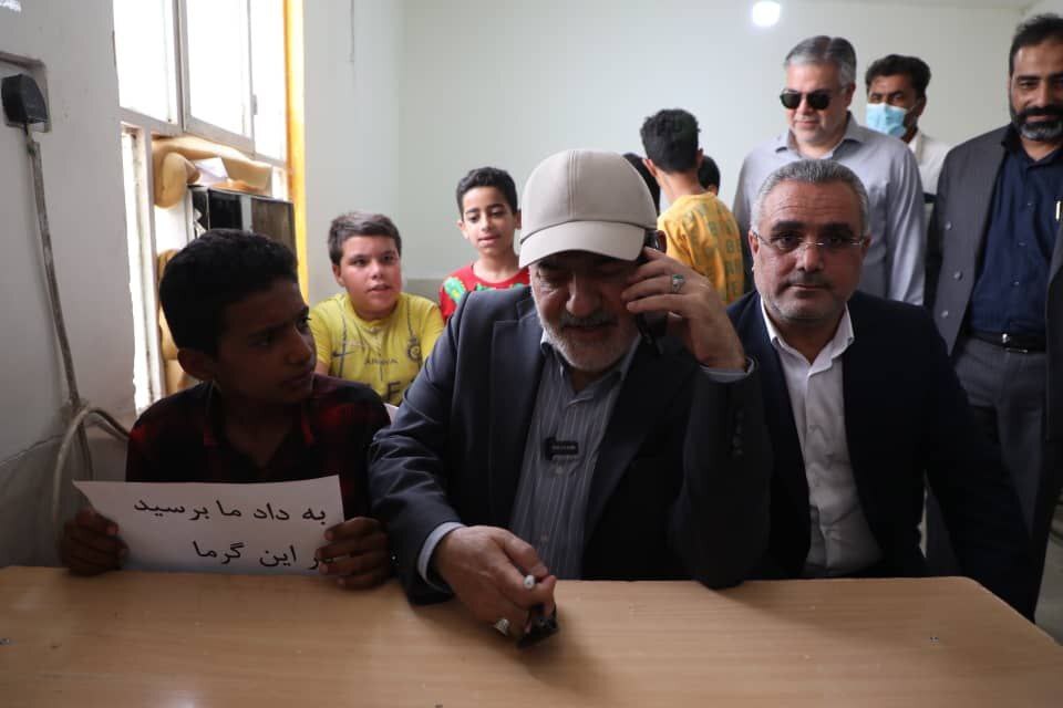 استاندار خوزستان از مدرسه روستای صلیحاویه شادگان بازدید کرد؛ دستور تجهیز فوری صادر شد  