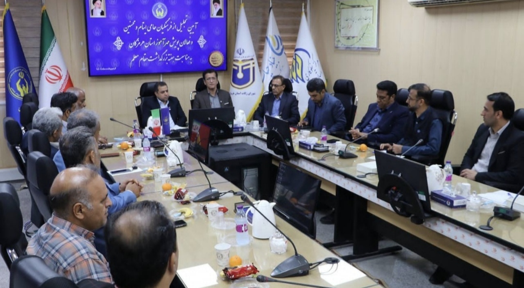 پویش «مهر آموز»فرهنگیان هرمزگان حامی تحصیل دانش‌آموزان یتیم