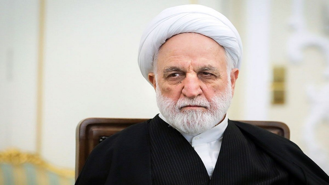 عیادت رئیس قوه قضاییه از آیت‌الله نوری همدانی