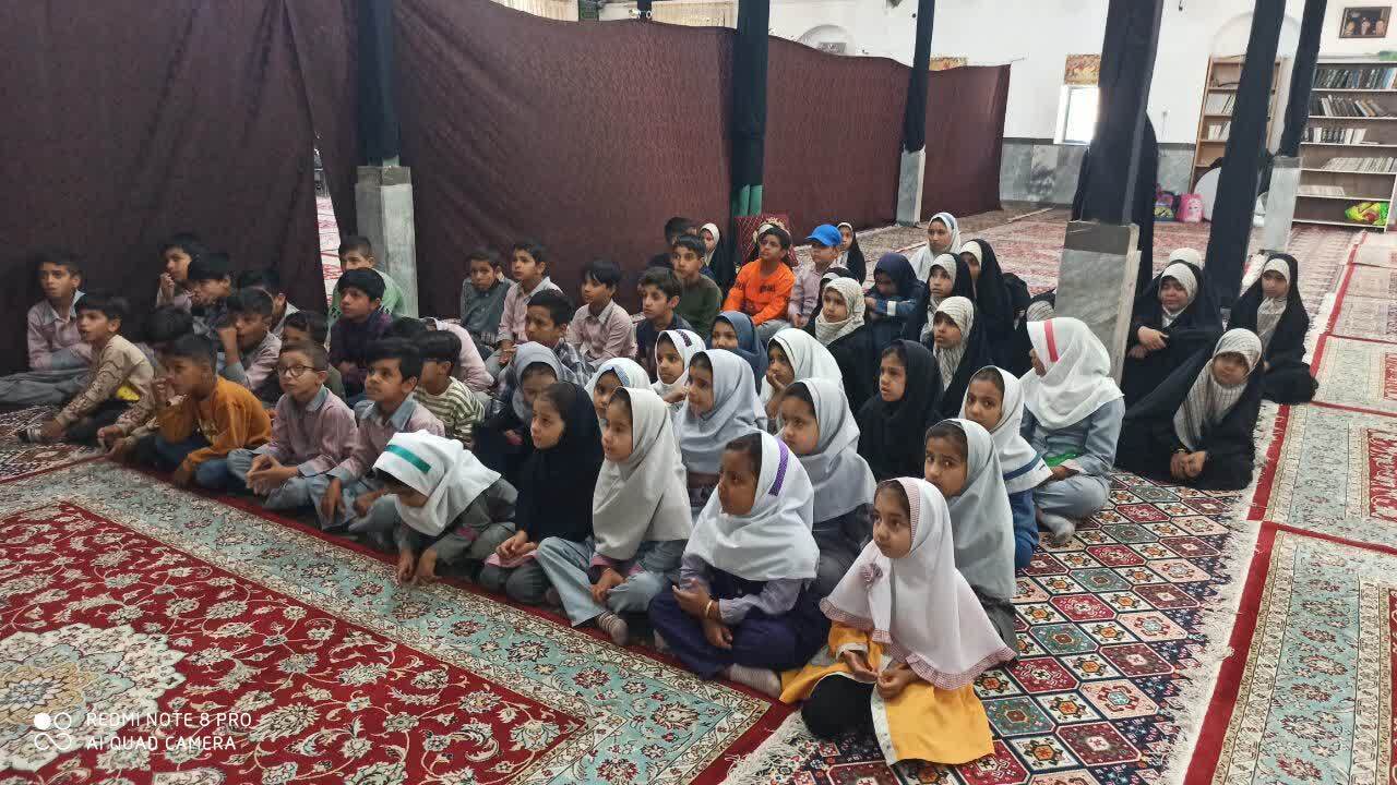مراسم روز معلم در روستای ده محمد مراسم روز معلم در روستای ده محمد