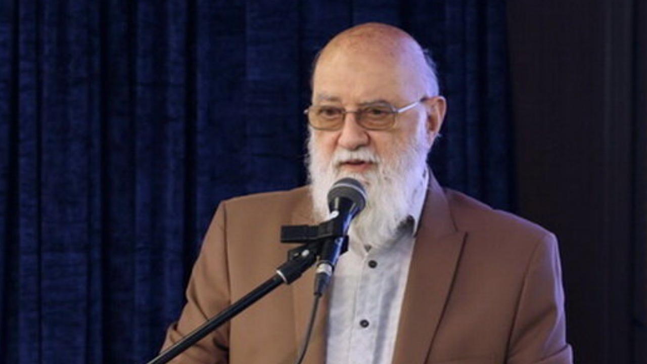 تجلیل از چمران در همایش شورا‌های استان تهران