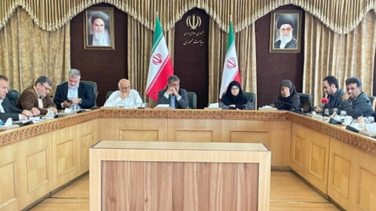 باشگاه خبرنگاران -۳ اقدام محیط زیستی بعد از انفجار اسکله شهید رجایی